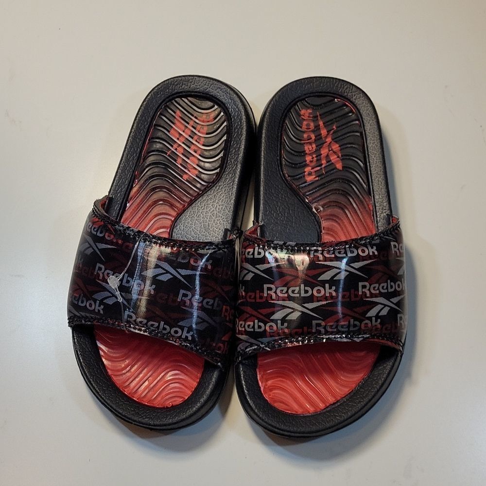 BRAND NEW REEBOK  TODDELER BOY SLIDES SANDAL